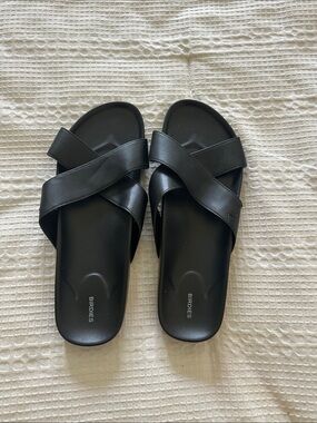 Birdies Black Crisscross Slide Sandals